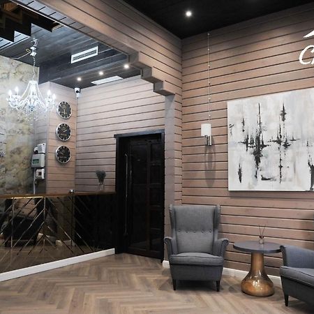 Guest House Chalet Тараз Екстер'єр фото